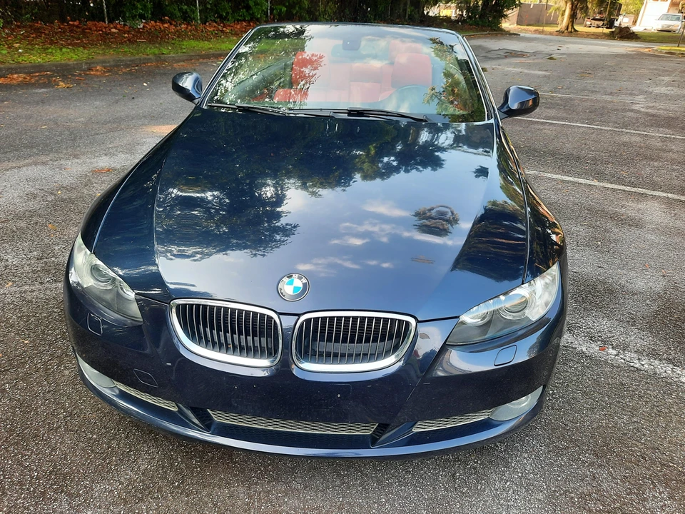 2010 BMW E93 335i Convertible - Image 6 of 31
