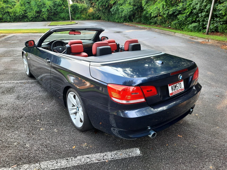 2010 BMW E93 335i Convertible - Image 18 of 31