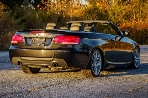 2010 BMW E93 335i Convertible - Image 2 of 7