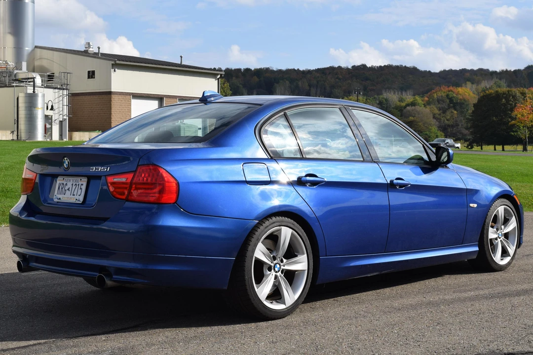 2010 BMW E90 335i Sedan - Image 4 of 5