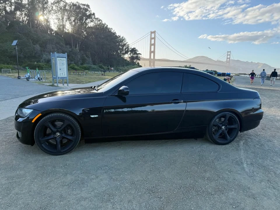 2010 BMW 3 Series - Image 13 of 15
