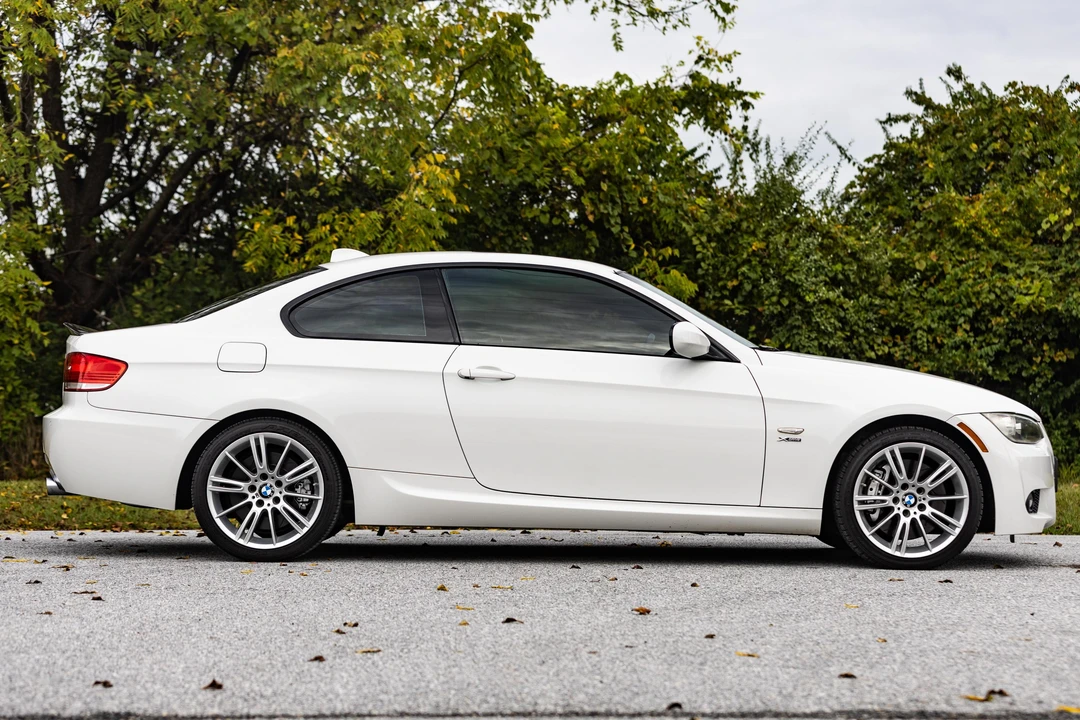 2010 BMW E92 335i Coupe - Image 19 of 31