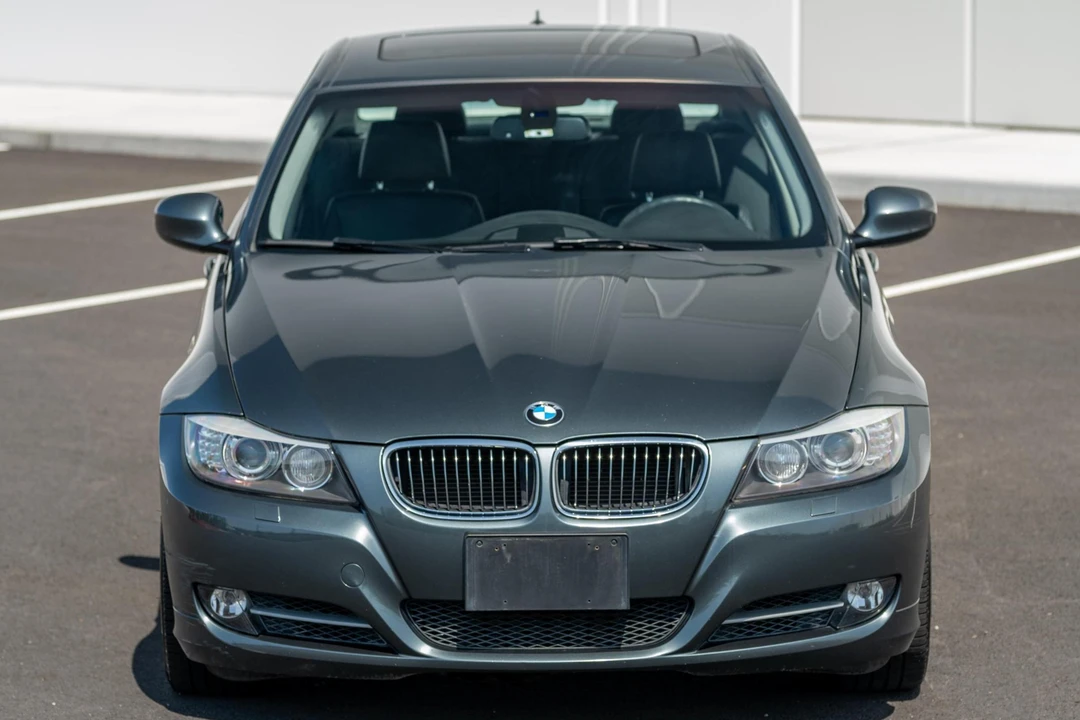 2010 BMW E90 335i Sedan - Image 2 of 31