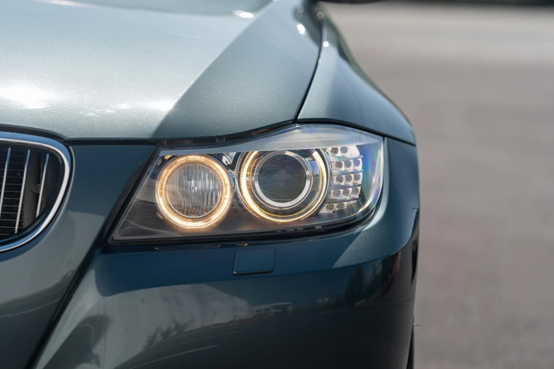 2010 BMW E90 335i Sedan - Image 18 of 31