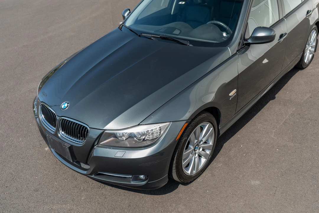 2010 BMW E90 335i Sedan - Image 21 of 31