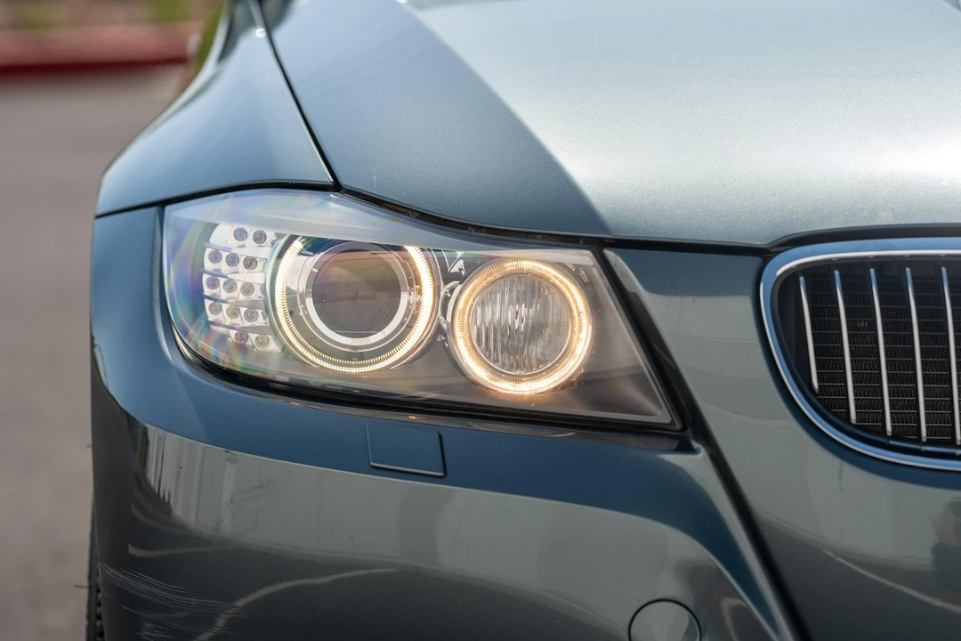 2010 BMW E90 335i Sedan - Image 12 of 31
