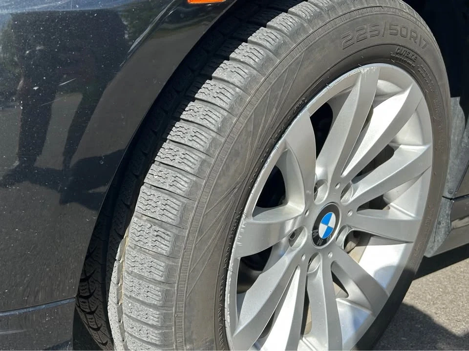 2010 BMW E90 335i Sedan - Image 5 of 9