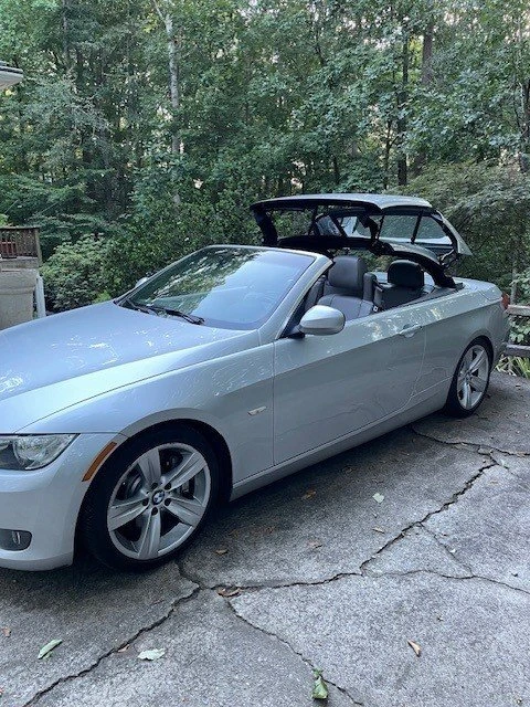 2010 BMW E93 335i Convertible - Image 8 of 11