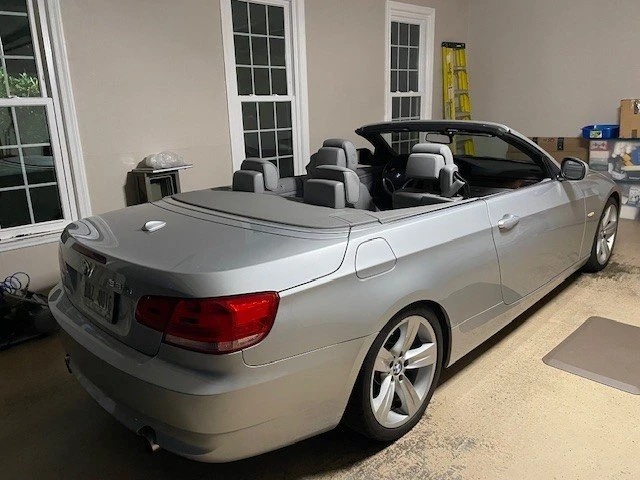 2010 BMW E93 335i Convertible - Image 3 of 11