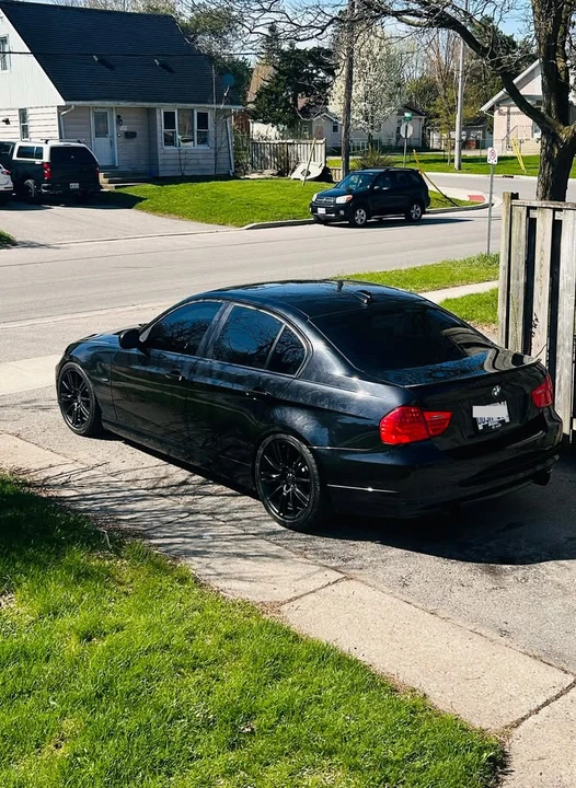 2010 BMW E90 335i Sedan - Image 4 of 5