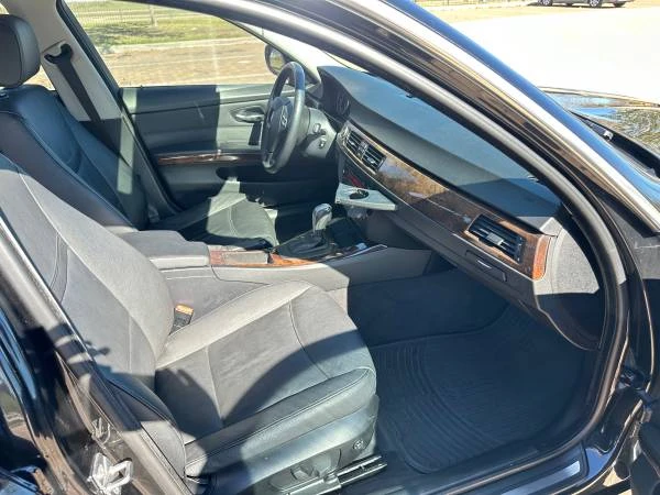 2010 BMW E90 335i Sedan - Image 10 of 21