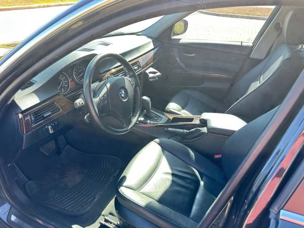 2010 BMW E90 335i Sedan - Image 17 of 21