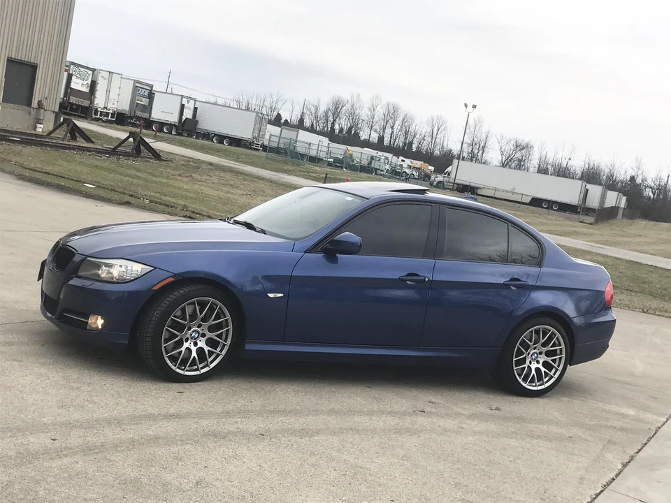2010 BMW E90 335i Sedan - Image 8 of 13