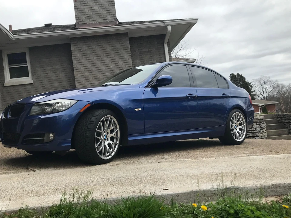 2010 BMW E90 335i Sedan - Image 6 of 13