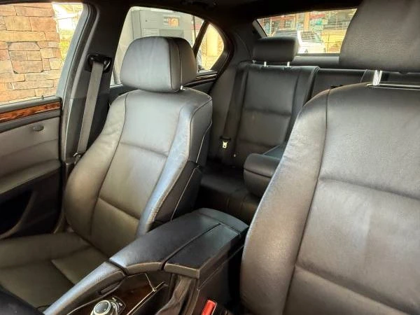 2010 BMW E60 545i & 550i Sedan - Image 8 of 19