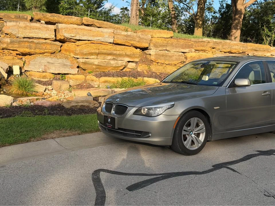 2010 BMW E60 5 Series Sedan - Image 2 of 13