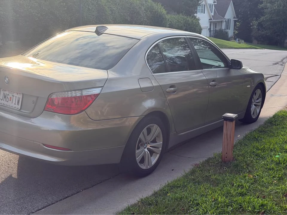 2010 BMW E60 5 Series Sedan - Image 5 of 13