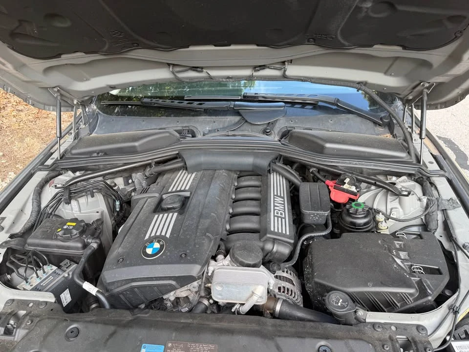 2010 BMW E60 5 Series Sedan - Image 12 of 13