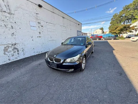 2010 BMW 5 Series 525xi Sedan 4D