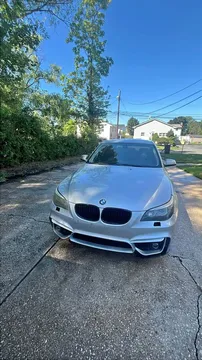 2010 BMW 5 Series 525xi Sedan 4D