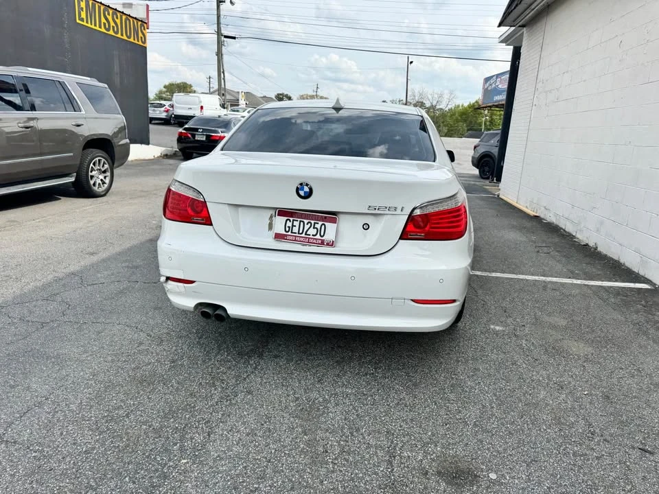 2010 BMW E60 5 Series Sedan - Image 5 of 11
