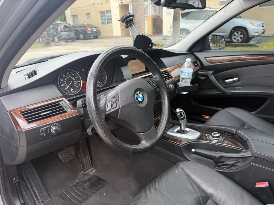 2010 BMW E60 5 Series Sedan - Image 10 of 10