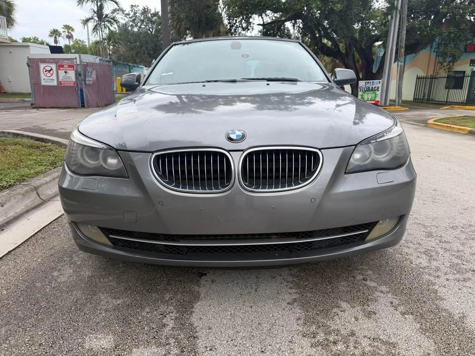 2010 BMW E60 5 Series Sedan - Image 3 of 10