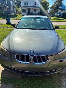 2010 BMW 5 Series 528i Sedan 4D