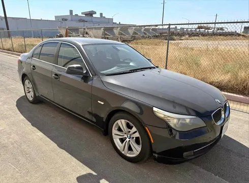 2010 BMW 5 Series 528i Sedan 4D