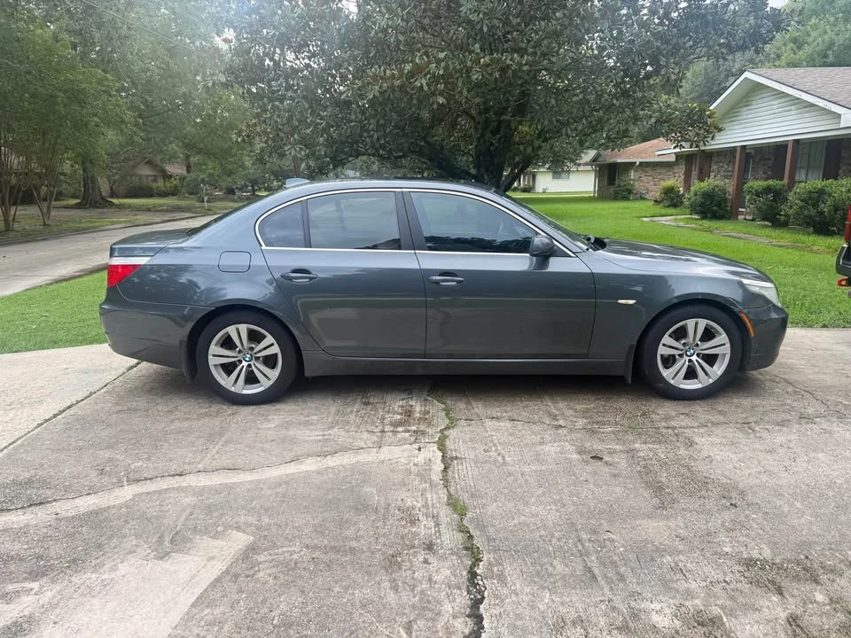 2010 BMW E60 5 Series Sedan - Image 2 of 6