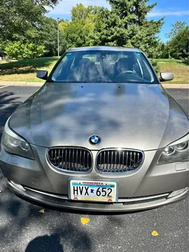 2010 BMW 5 Series 528i Sedan 4D