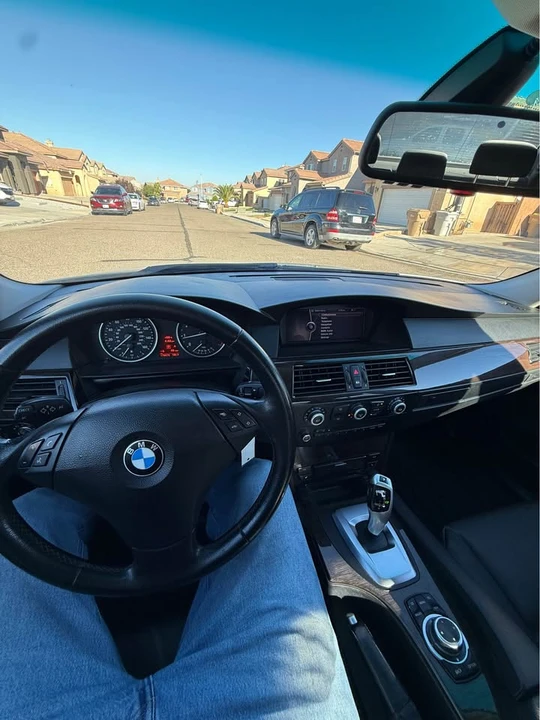 2010 BMW E60 5 Series Sedan - Image 10 of 16