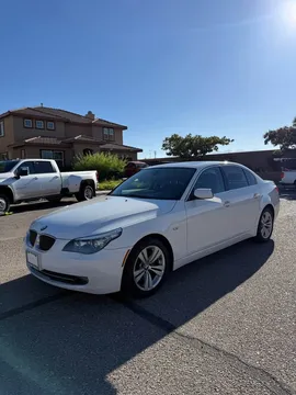 2010 BMW 5 Series 528i Sedan