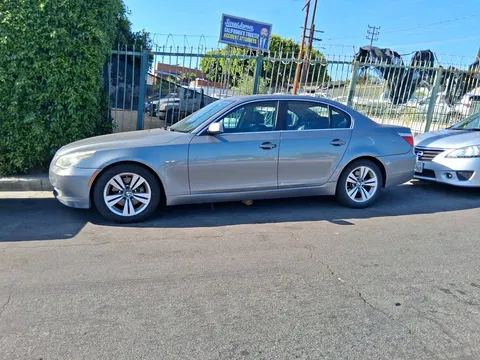 2010 BMW 5 Series 528i Sedan 4D