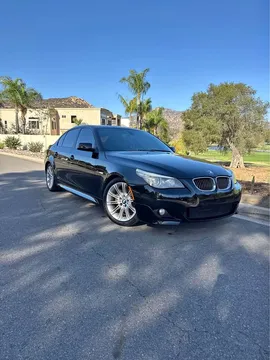 2010 BMW 5 Series 528i Sedan 4D