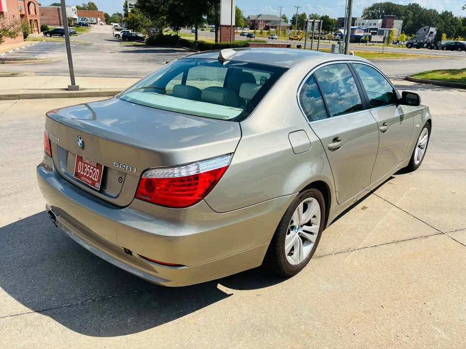 2010 BMW E60 5 Series Sedan - Image 2 of 4