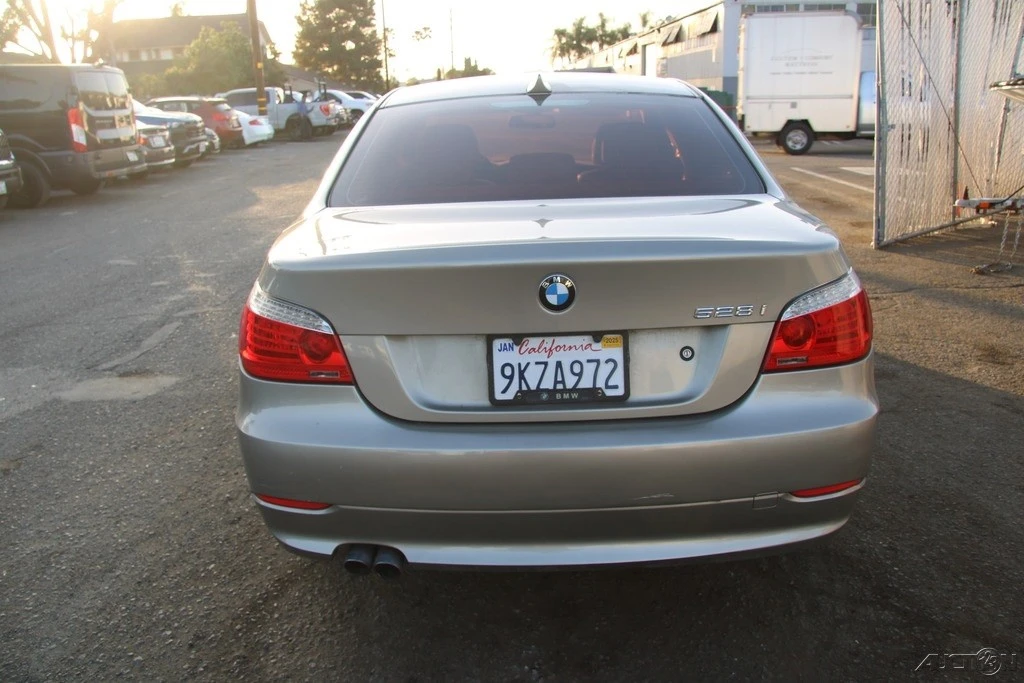 2010 BMW E60 5 Series Sedan - Image 5 of 21