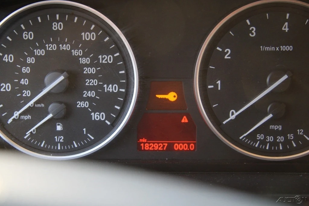 2010 BMW E60 5 Series Sedan - Image 16 of 21