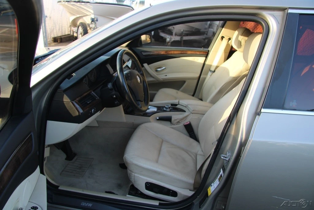 2010 BMW E60 5 Series Sedan - Image 13 of 21