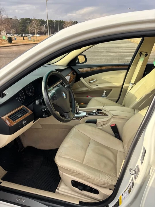 2010 BMW E60 5 Series Sedan - Image 8 of 18