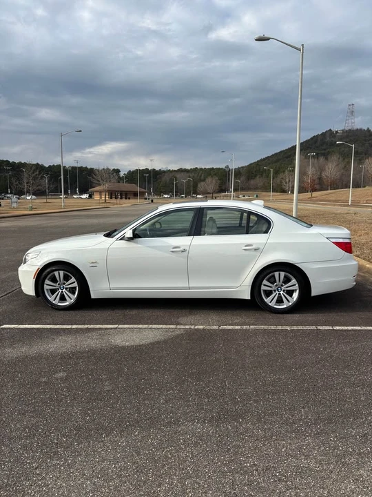 2010 BMW E60 5 Series Sedan - Image 7 of 18
