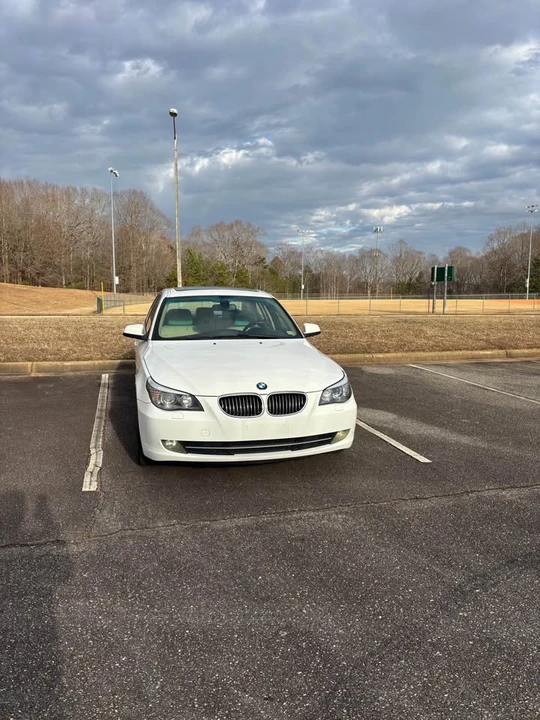 2010 BMW E60 5 Series Sedan - Image 2 of 18