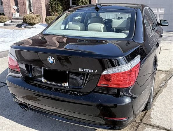 2010 BMW E60 5 Series Sedan - Image 5 of 20