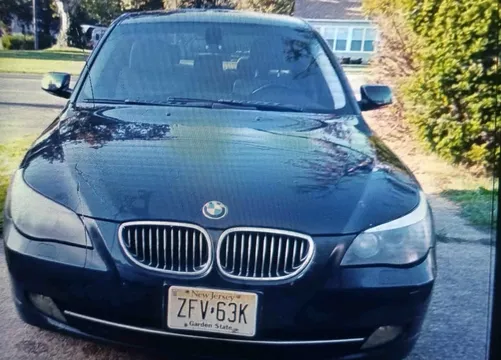 2010 BMW 5 Series 528i xDrive Sedan 4D