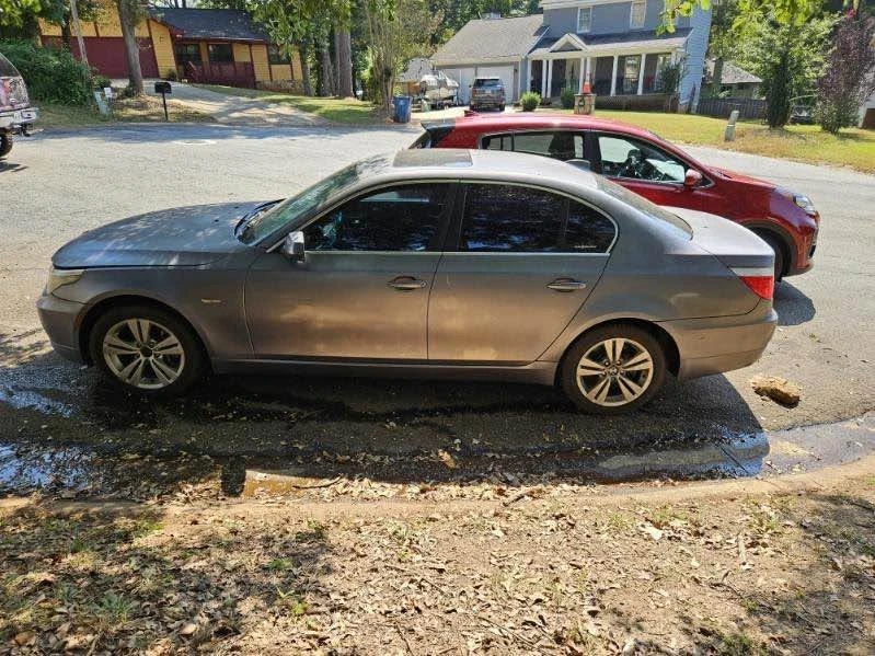 2010 BMW E60 5 Series Sedan - Image 2 of 2