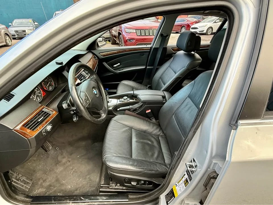 2010 BMW E60 5 Series Sedan - Image 9 of 14