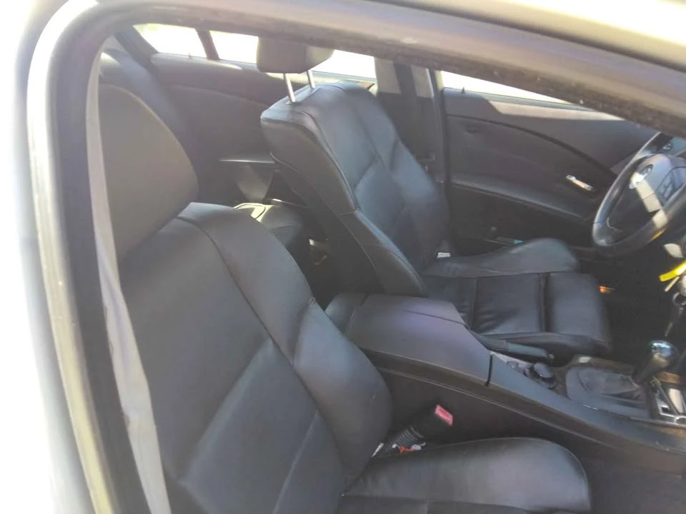 2010 BMW - Image 7 of 7
