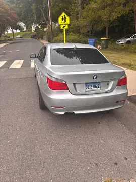2010 BMW 5 Series 530xi Sedan 4D
