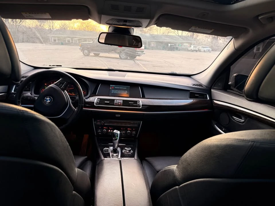2010 BMW E60 5 Series Sedan - Image 3 of 8