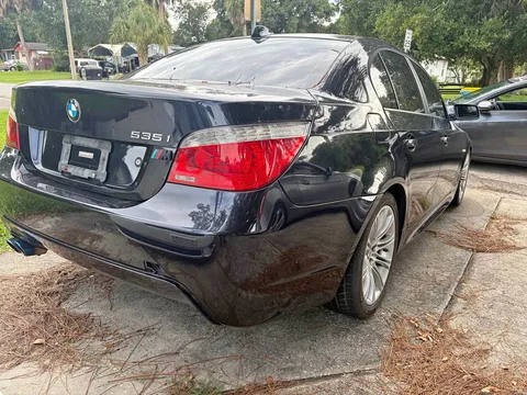 2010 BMW 5 Series 535i Sedan 4D